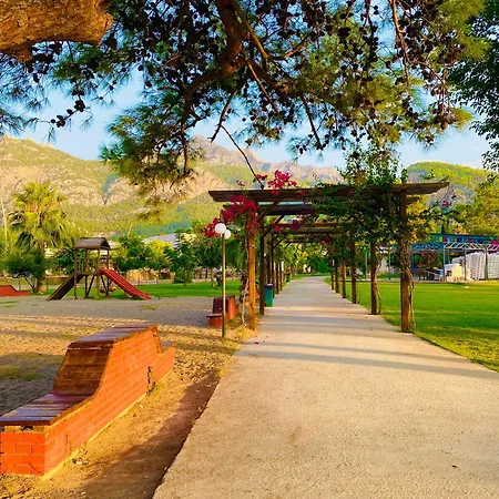 Garden And * Αττάλεια